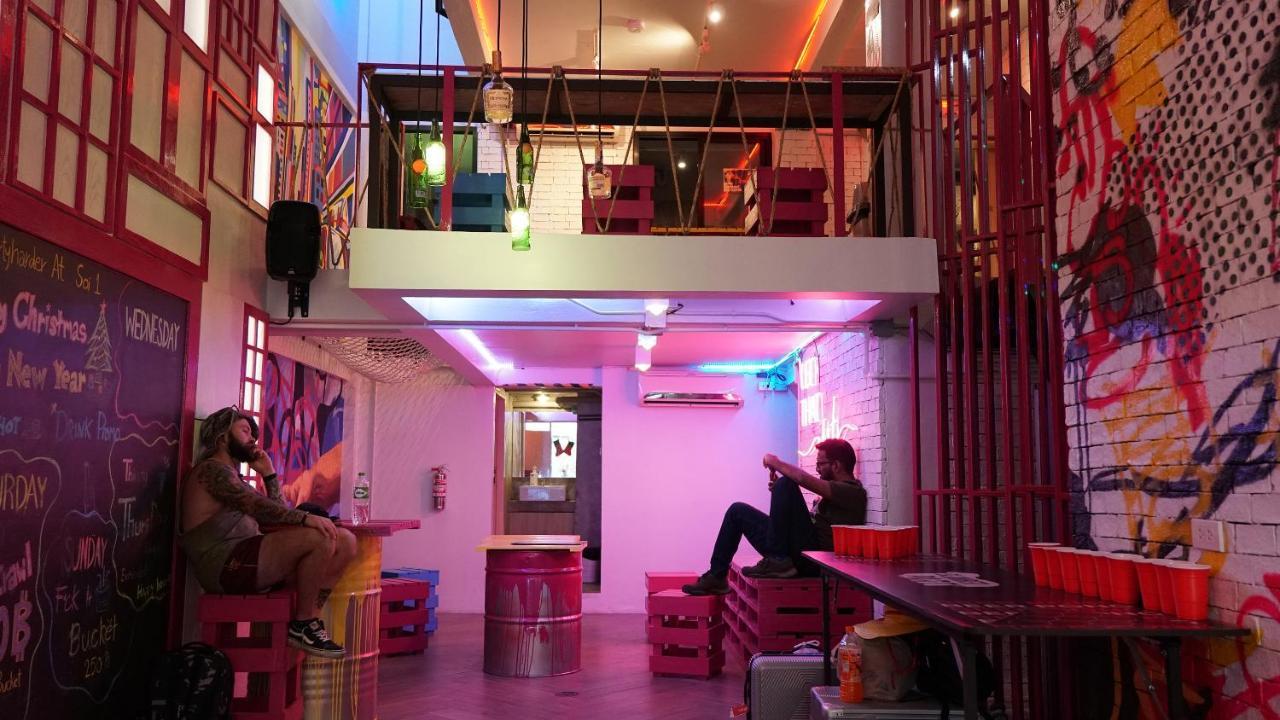 Slumber Bangkok Soi 1 호스텔 외부 사진